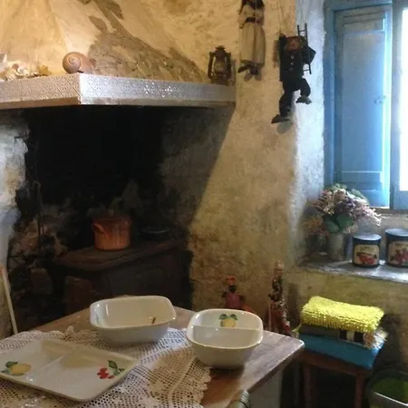 Bed & Breakfast La Luna E Sei Soldi